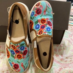 Flowered canvas and brown suede slip on shoes